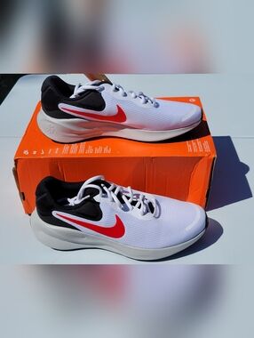 MENS 9.5 NIKE REVOLUTION 7 – WHITE/ RED – NEW SHOES ATHLETIC SNEAKER